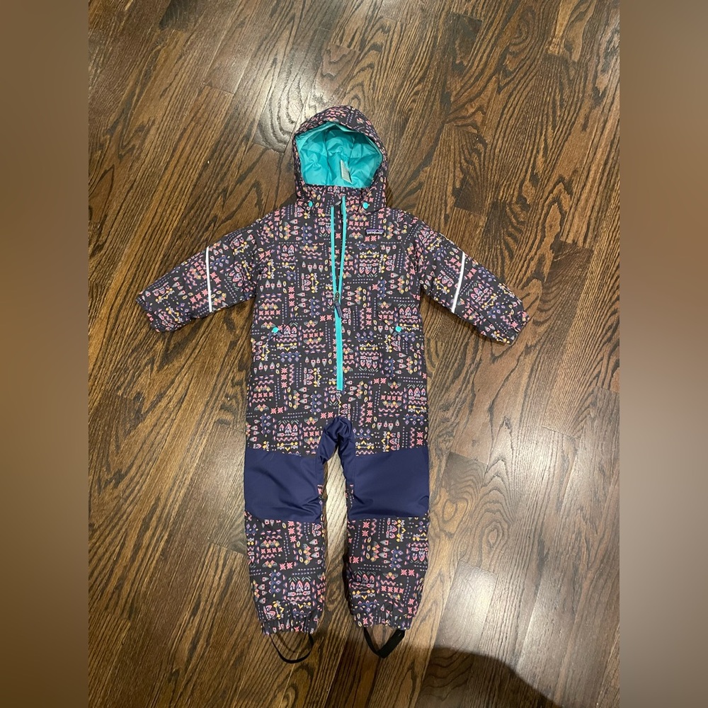 Patagonia girls ski snow pile onepiece, 3T. NWT.